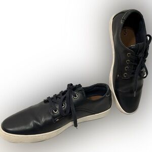 ALDO navy leather casual dress sneakers. Front lace. Leather insole.